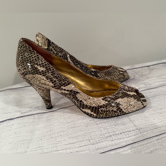ARTURO CHIANG Women's Snakeskin Peep Toe Heels/size 7 - Picture 11 of 15